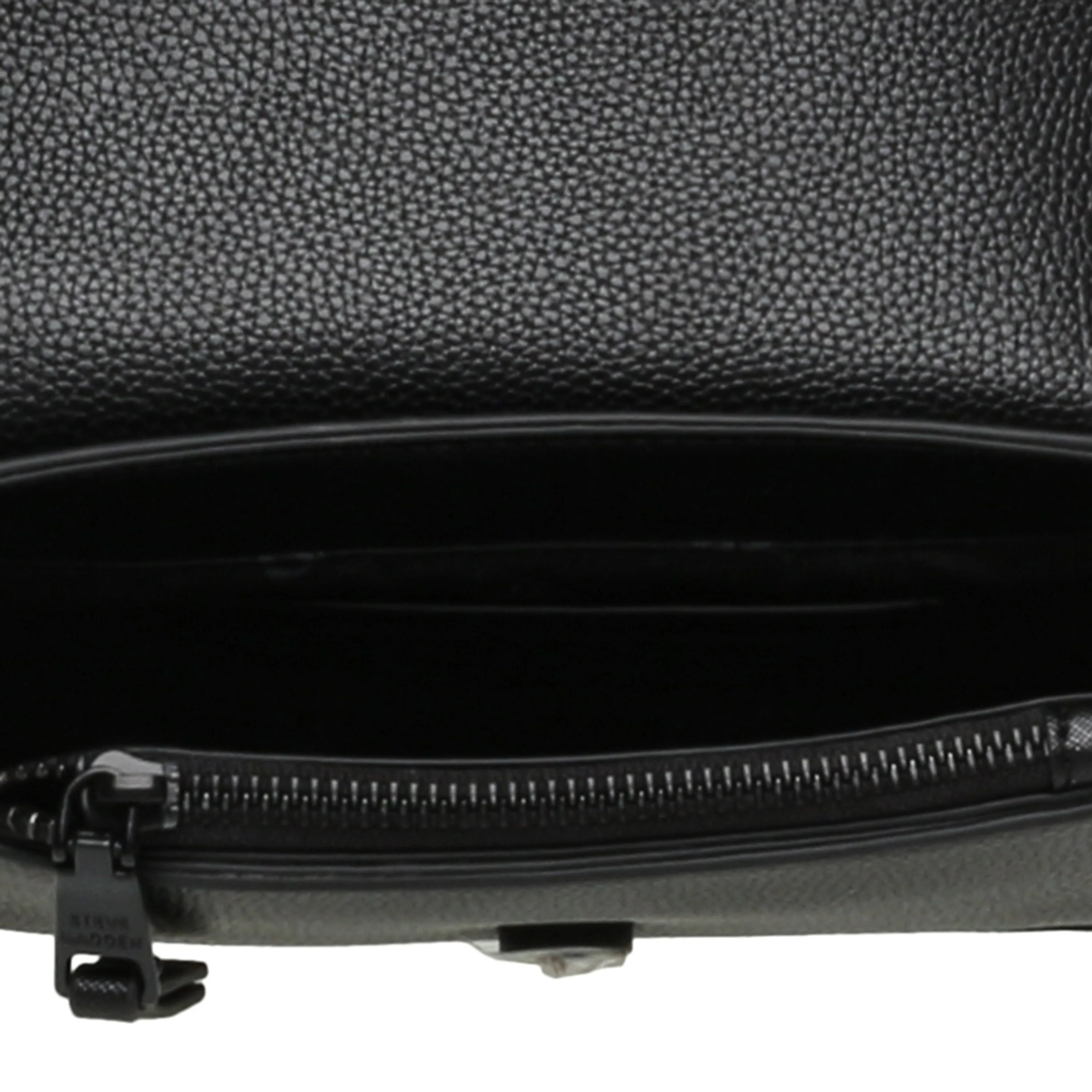 Bmae Crossbody Bag BLACK