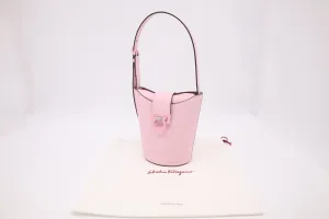 Ferragamo Trifolio Bucket Shoulder Bag in Pink Leather