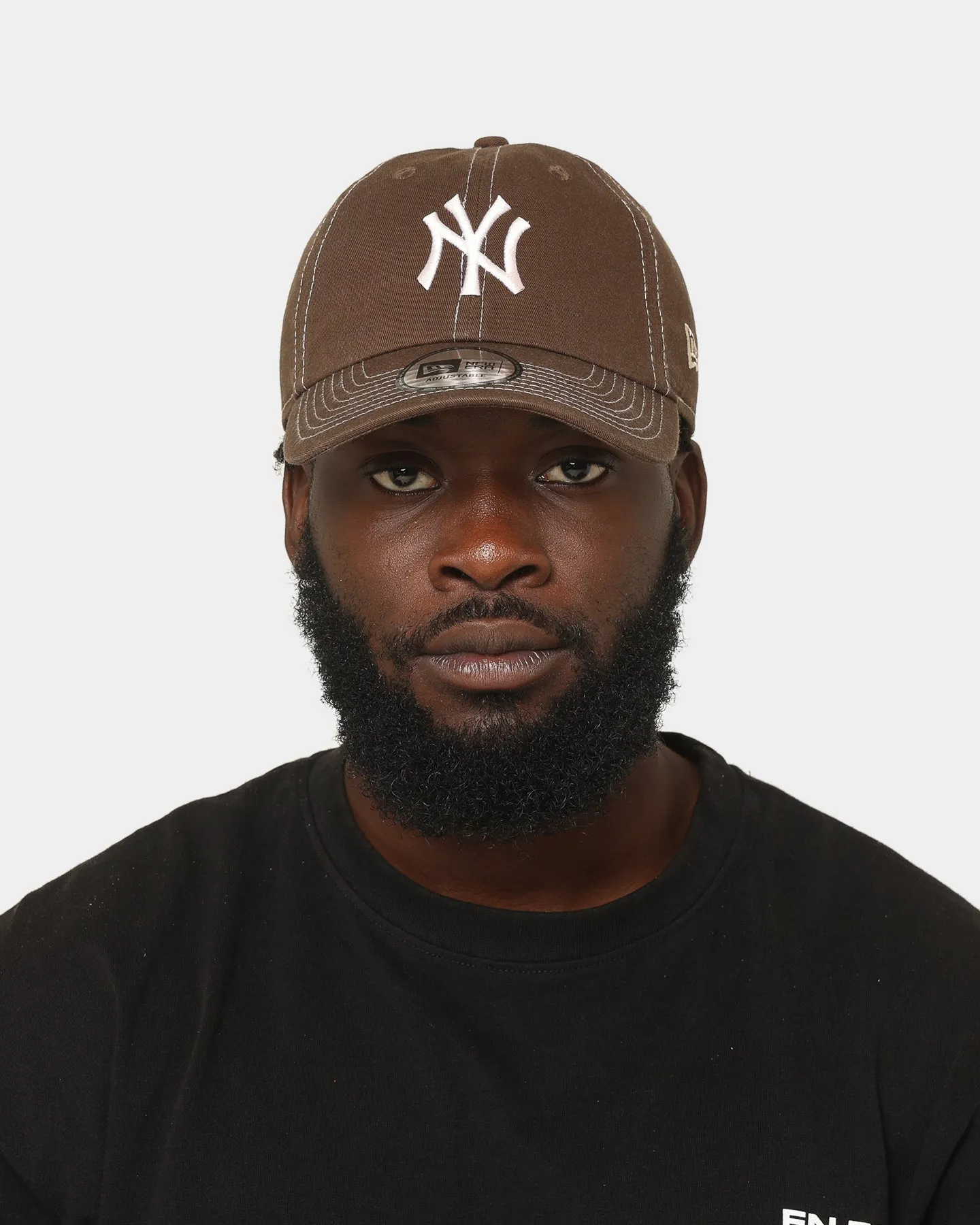 New Era New York Yankees Casual Classic Strapback Walnut/White