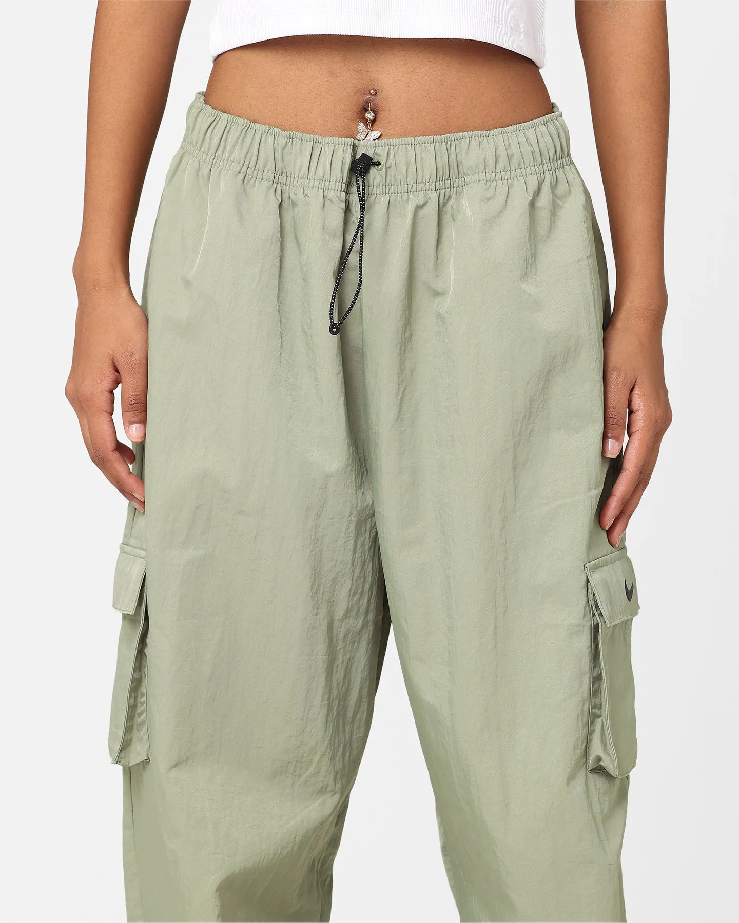Nike Women's Sportswear Essential High-Rise Woven Cargo Pants Oil Green/Black