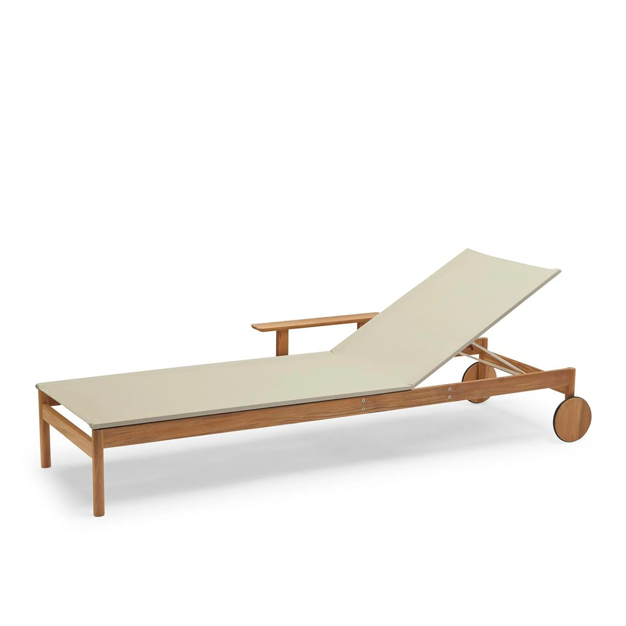 Pelagus Sunbed by Skagerak