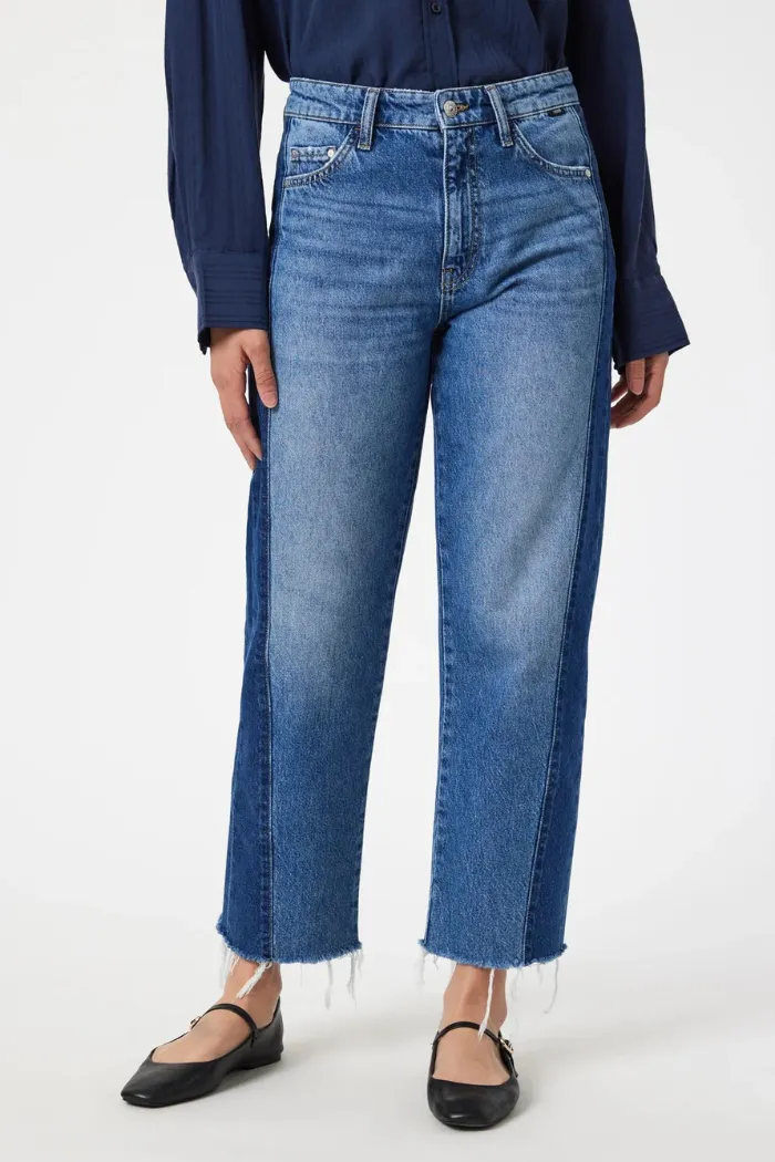 Savannah Straight Leg Jeans